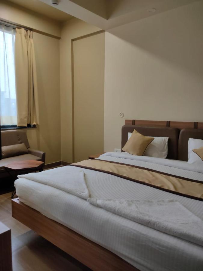 Hotel The Golf 1 Лакхнау Экстерьер фото